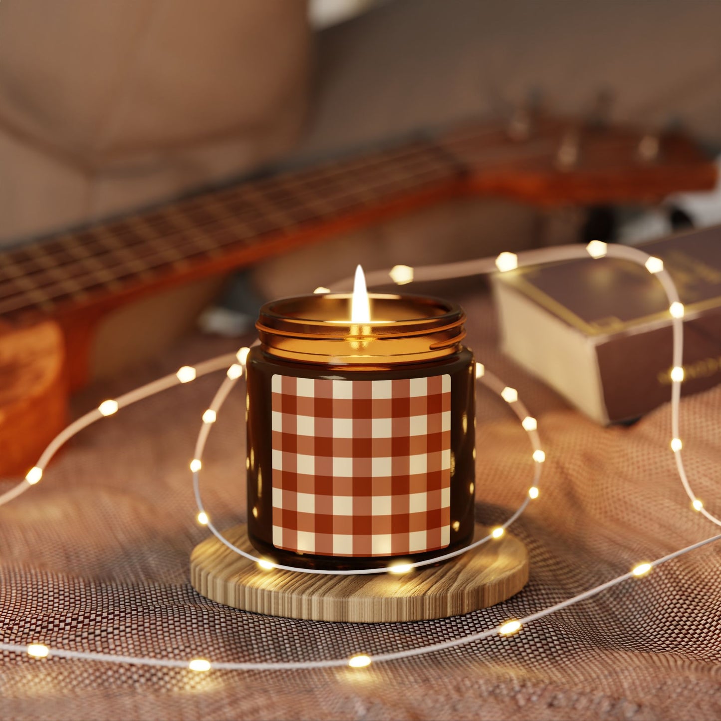 Cozy Amber Jar Candle with Cinnamon Gingham Design, Rustic Home Decor, Scented Candle for Relaxation, Gifts for Housewarming, Decorative Candle
