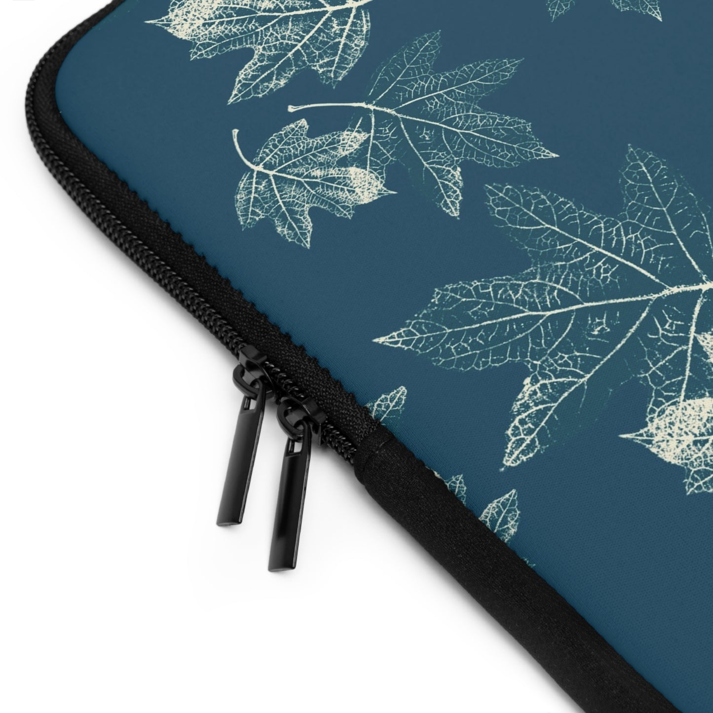 Laptop Sleeve - Oak Leaf Hydrangea© in Teal