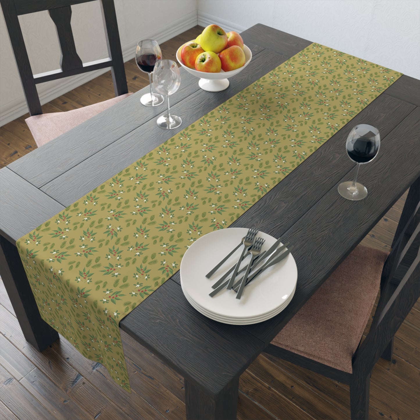 Table Runner - Mistletoe, Berries and Sprigs, Gold (Cotton, Poly)